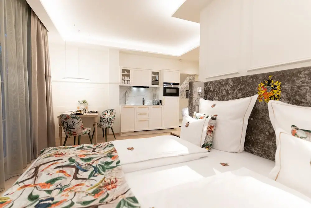 SCHLOSSRESIDENZ - Boutique Apartments & Hotel Suiten