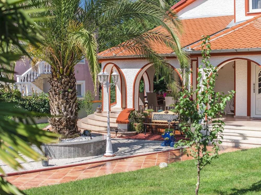 Comfortable Villa in Porec with Private Swimming Pool