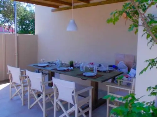 Zoe & Haris Villas