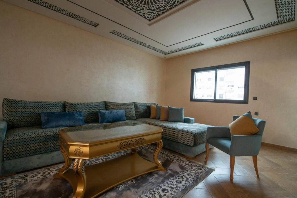 Adam's Apartments Private entry 6 min to Agadir Beach & Downtown ,Work Remotely Wi-Fi Fiber Optic 100MB, Free Parking Same Rules as Hotels