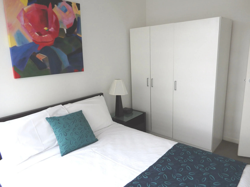 AKOM AT Docklands