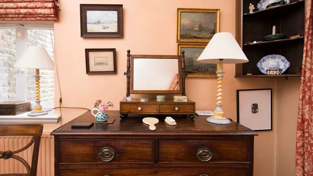 Comfortable 7BR Family Home near Buckingham Palace