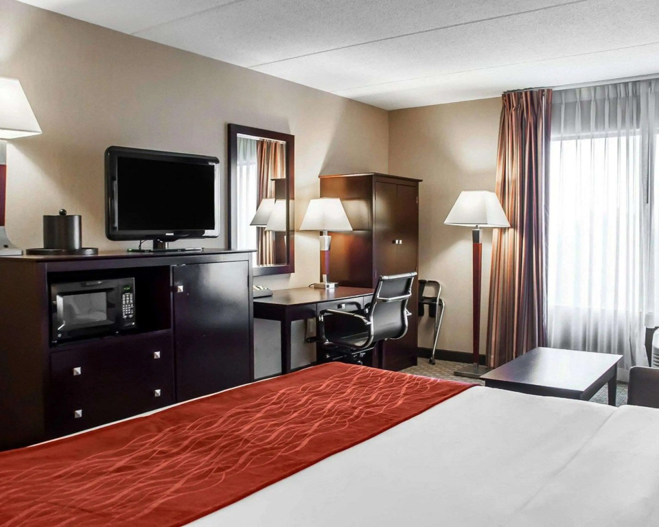 Comfort Inn & Suites Watertown - 1000 Islands