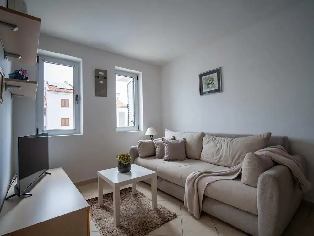Rovinj Seaside Apartment for 3