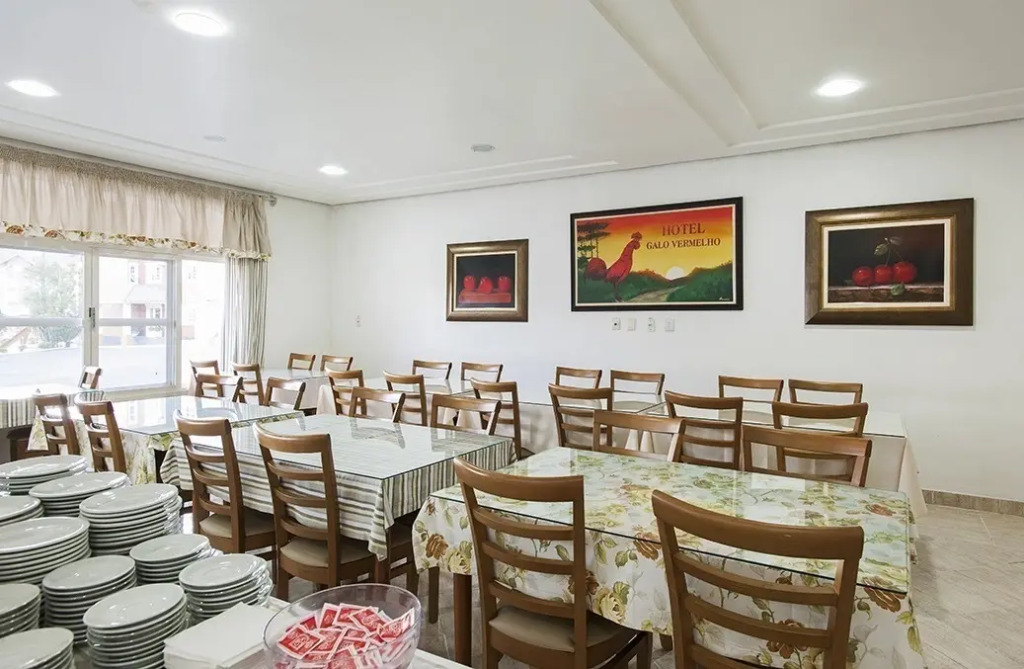 Hotel Galo Vermelho