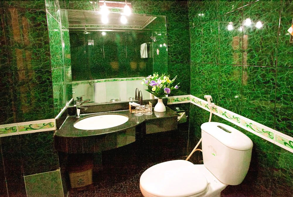 Galaxy 2 Hotel