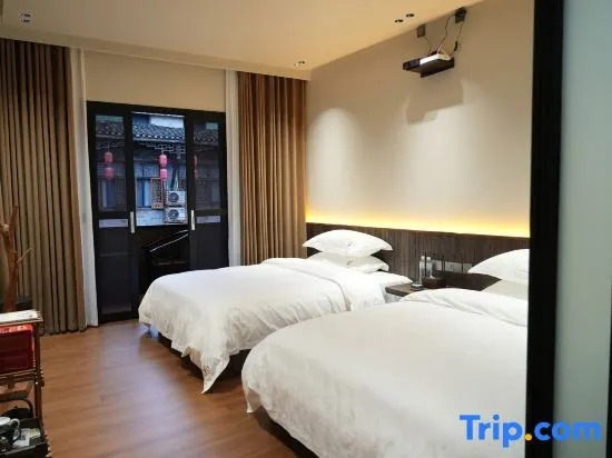 Jinlixuan Homestay (Border City Chatong Lala Ferry Scenic Area)