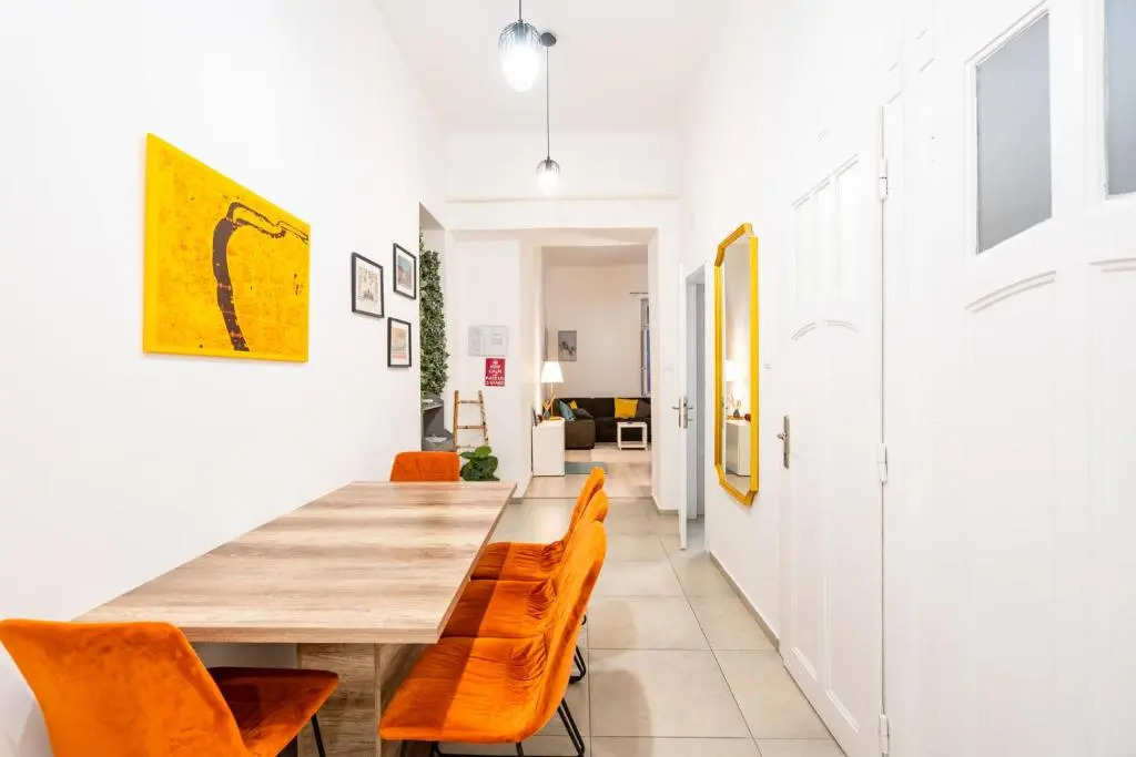 Spacious Premium Two-Room Apartment by Buda Castle