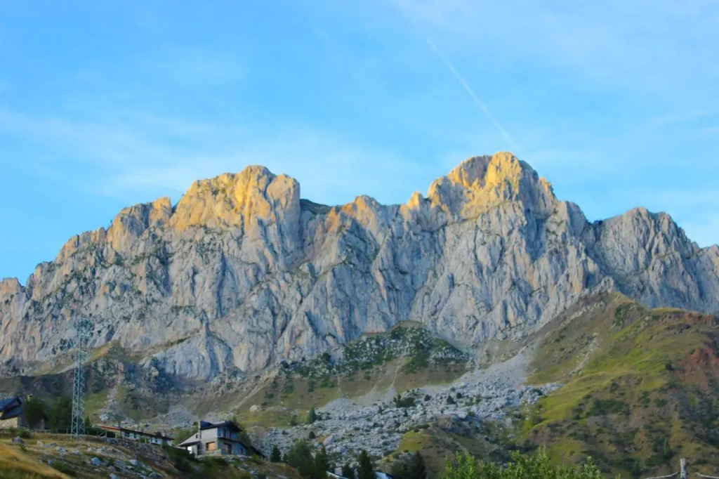 Villa De Sallent 3