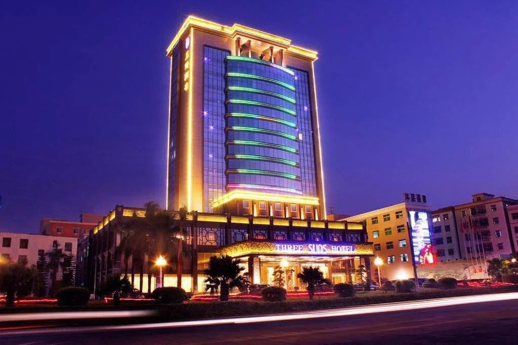 Huizhou Three Suns Hotel
