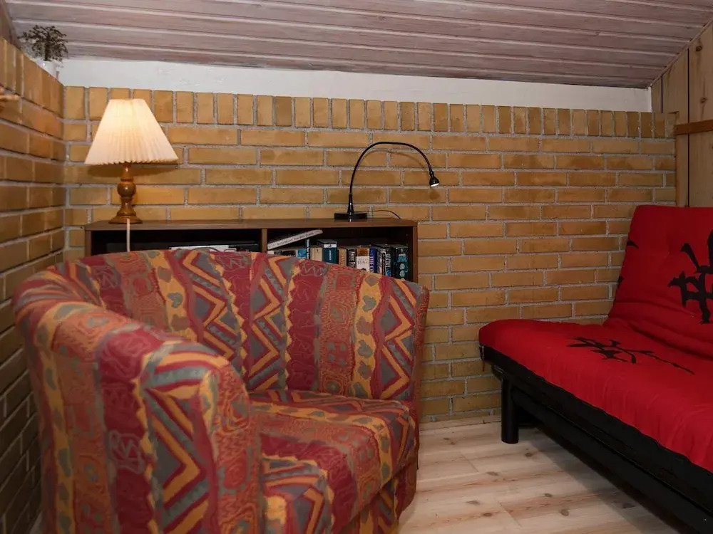 6 person holiday home in Ebeltoft