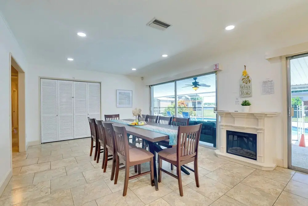 5 Mi to Busch Gardens Tampa Bay: Villa w/ Pool