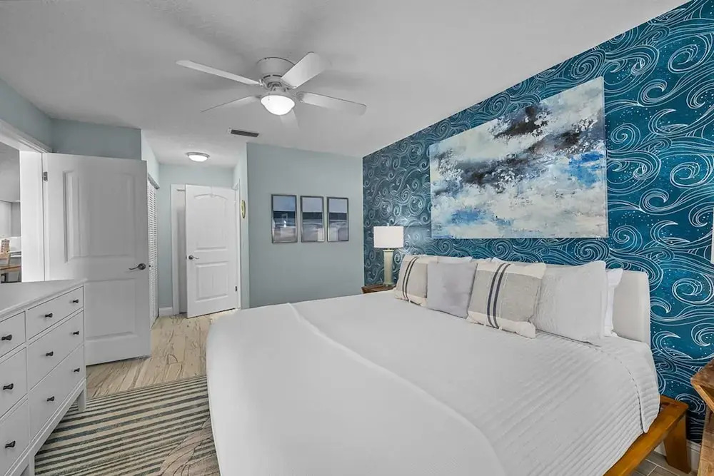 Lovely Ocean-view Condo With Pools, hot Tubs, Private W/d, & Central AC