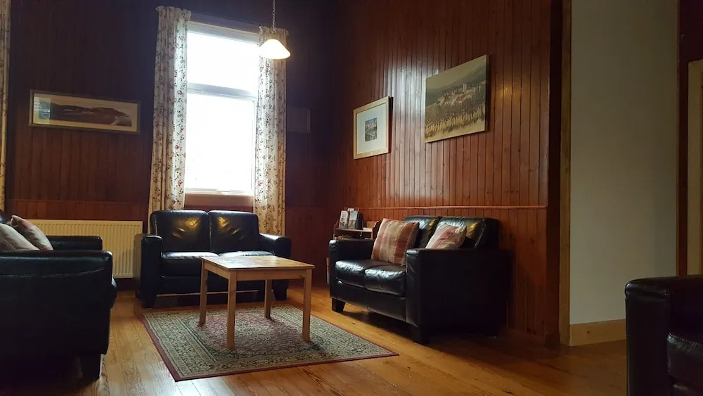 Helmsdale Lodge - all rooms en-suite