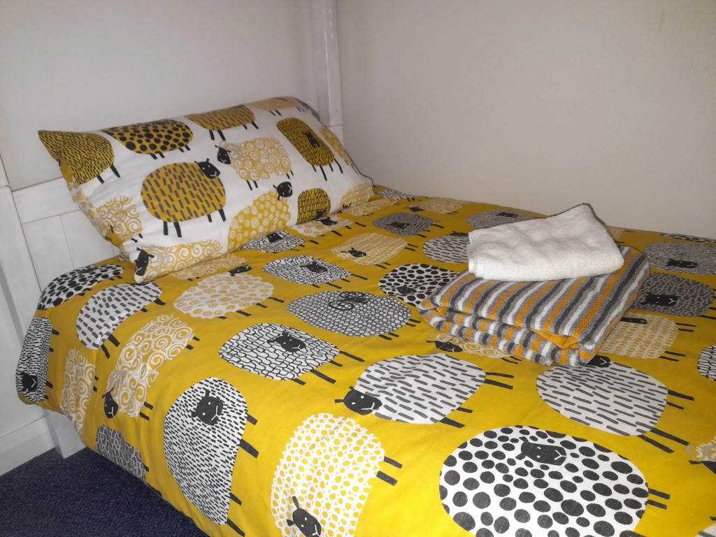 Swn Y Tonnau - Sea Front Apartment Spectacular Sea Views Parking Direct Beach Access