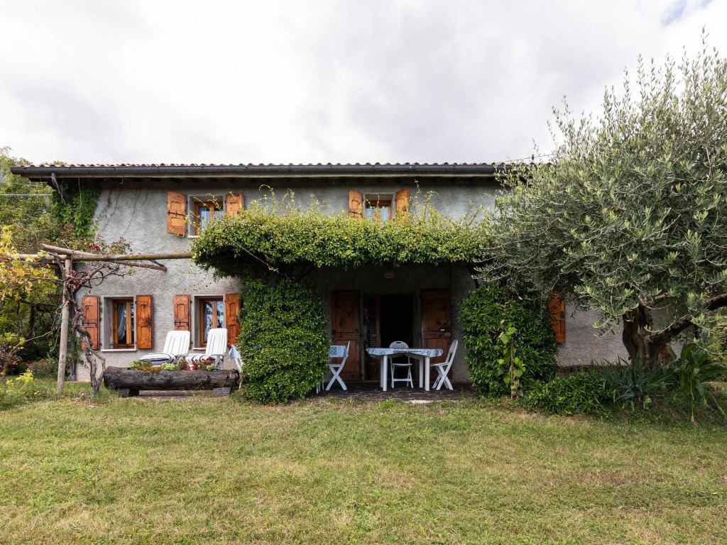 Spacious Cottage in Veneto
