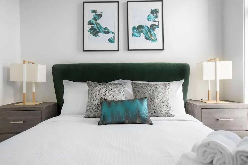 Taste of Art! Stunning Townhouse Stay@moonee Ponds