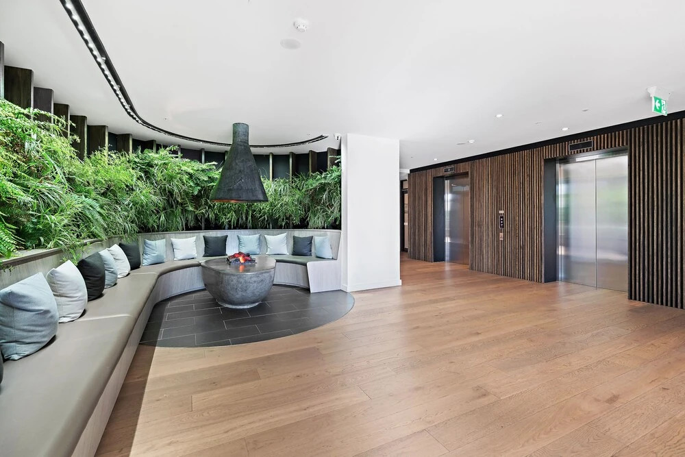 Roomerang at Garden Hill 1