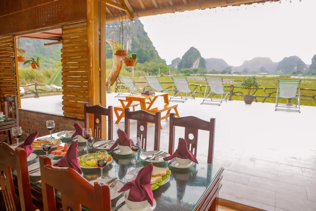 Lotus Field Homestay