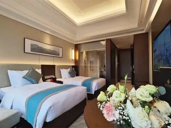 Ying Shan Hong Jinling Grand Hotel