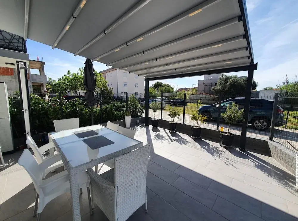 GUESTHOUSE Kastel Novi