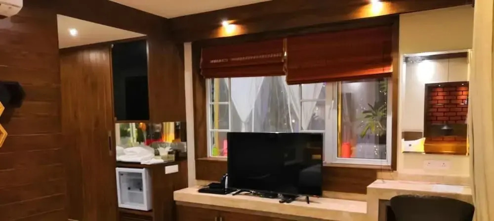 Shivers Oasis Luxury Boutique Resort