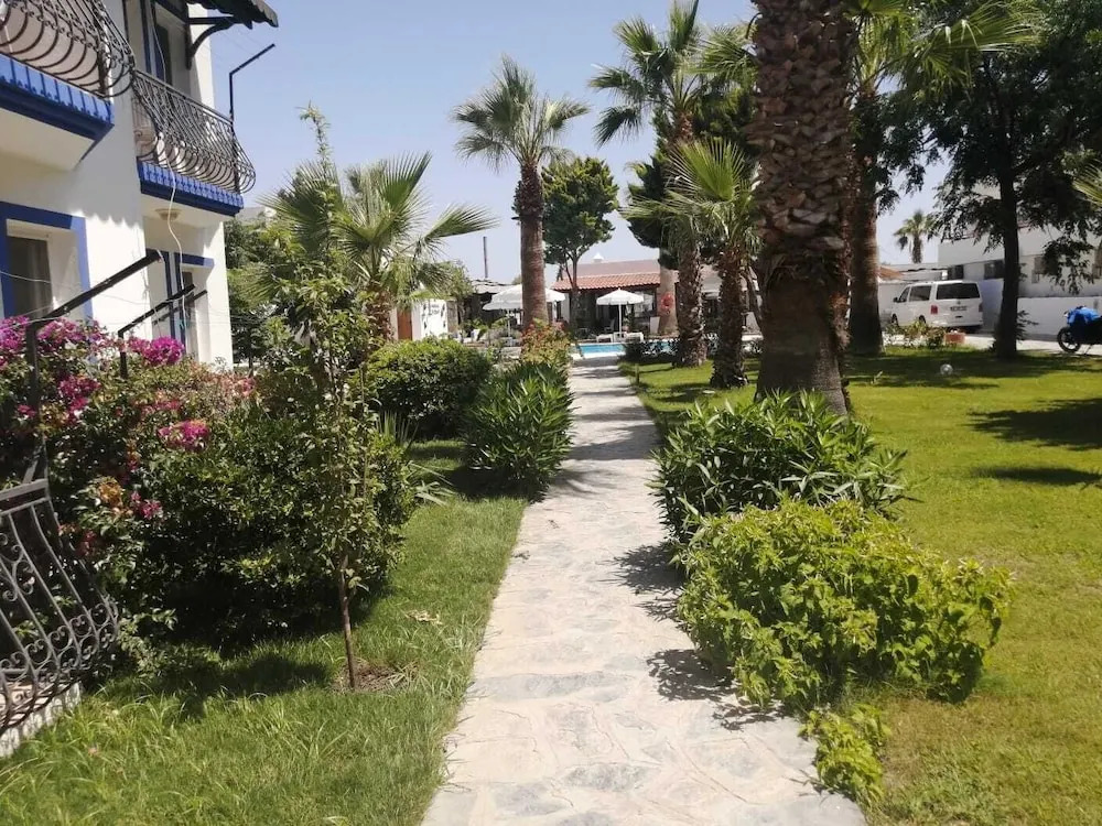 Sarsilmaz Otel