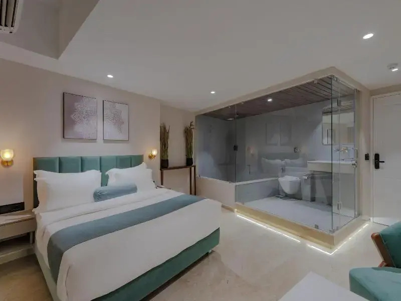 Hotel The Grand Suites