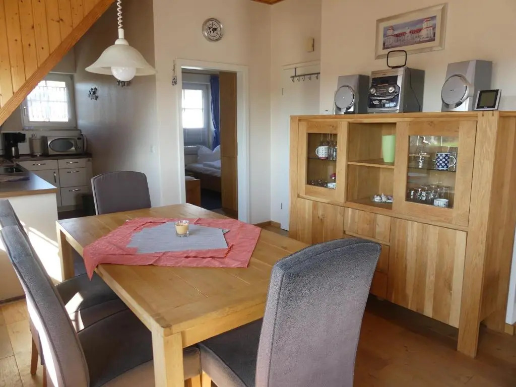 Ferienhaus Möwe, 2 Schlafzimmer, Balkon in Lancken Granitz