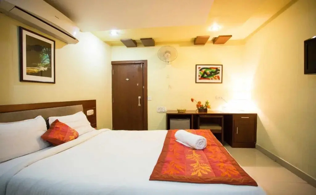 Hotel Sri Madhura Inn