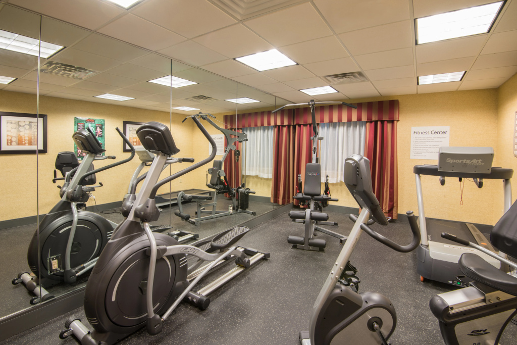 Holiday Inn Express Hotel & Suites Wauseon by IHG