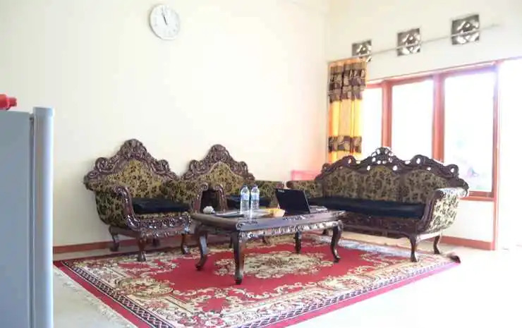 Guest House Zaky Bukittinggi (ZK2)