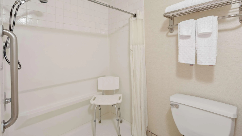 Best Western Pasadena Royale Inn & Suites