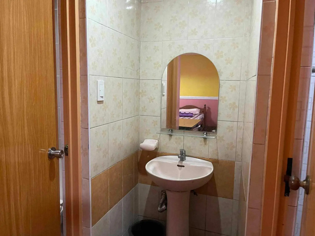 ASHBURN'S Transient Baguio - BUDGET Accommodation