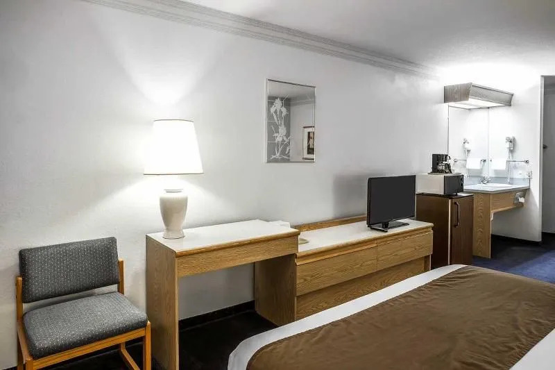 Econo Lodge