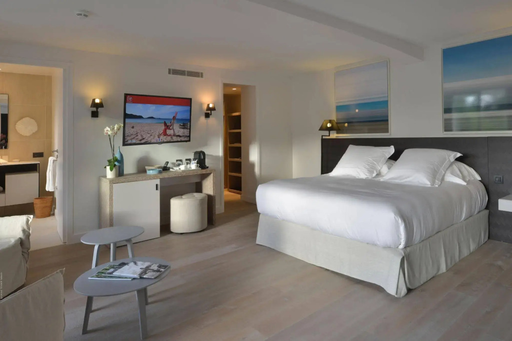 Hotel Taiwana