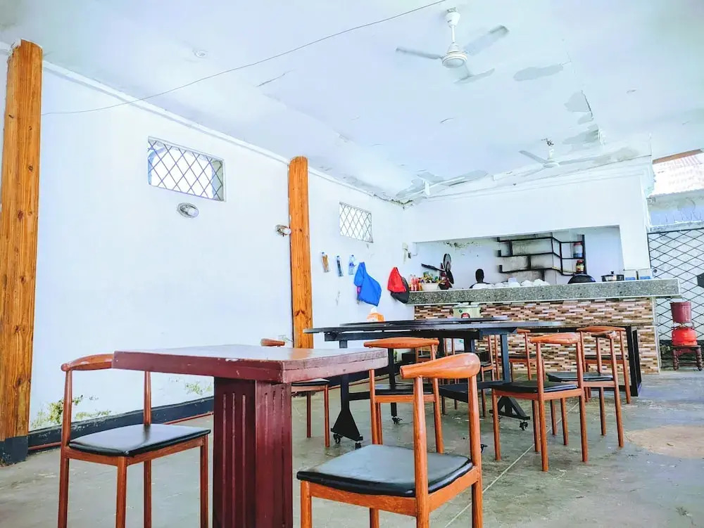 Huasheng Hotel