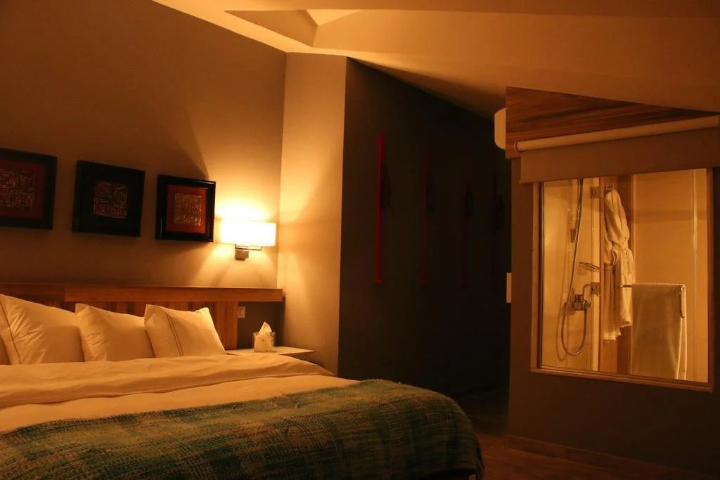 Urban Faqra Hotel