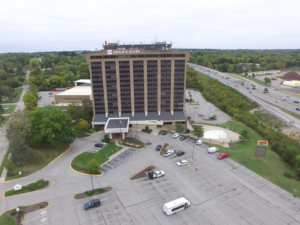 Holiday Inn Kansas City Se - Waterpark