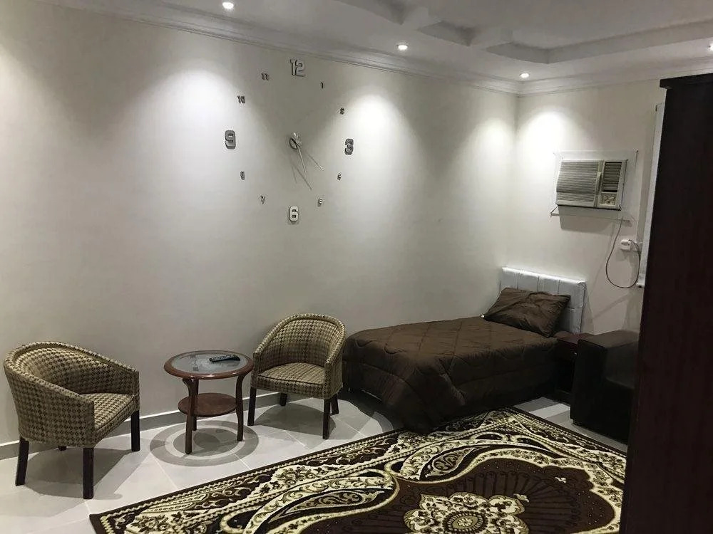 فندق ليلة واحدة - One night hotel