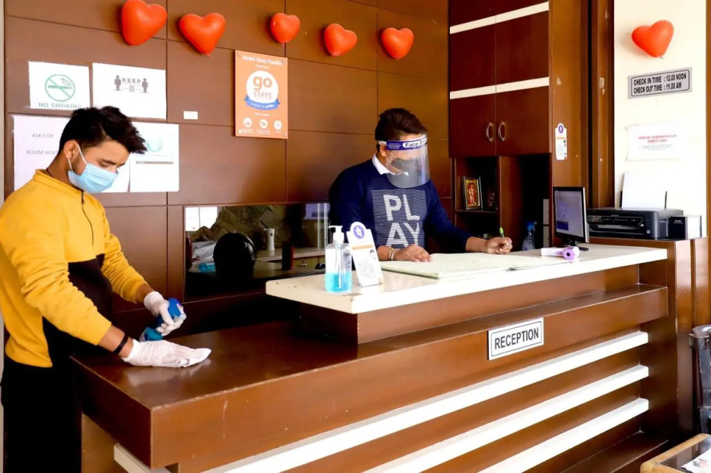 Hotel Grey Castle - Near Haridwar Railway Station