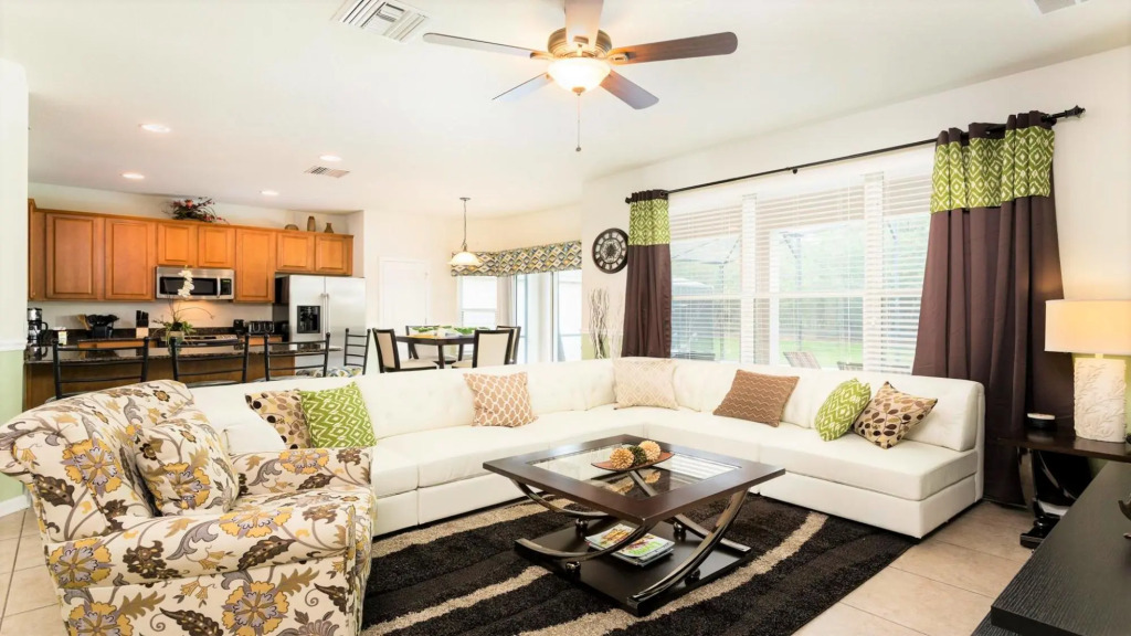 Spacious 6BR Villa with Pool SPA 3 Miles to Disney