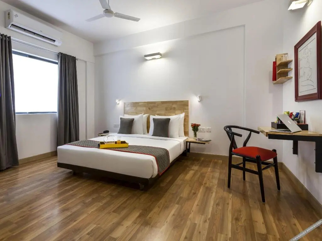 12 th Avenue-A Suite Hotel