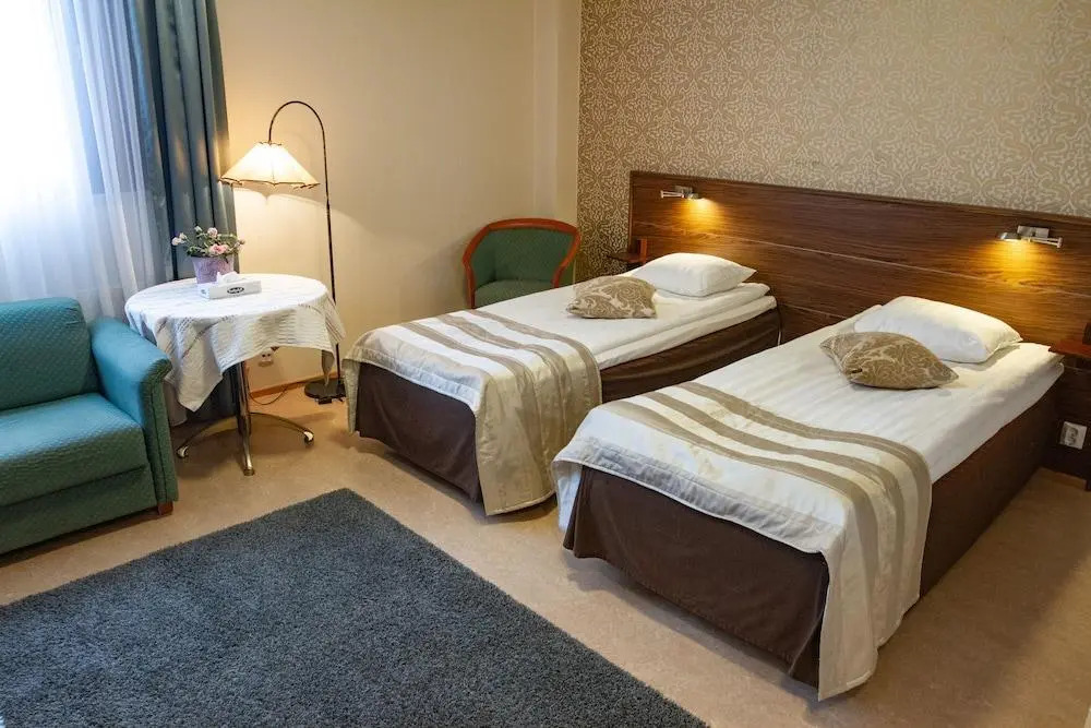 Hotel Fjalar