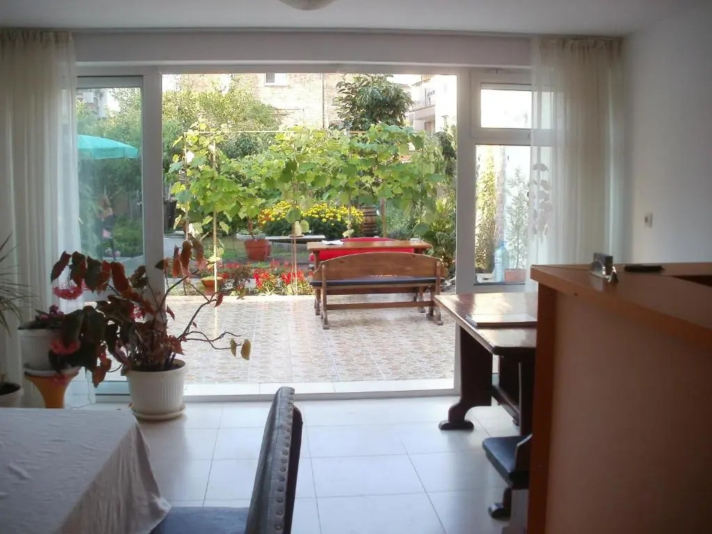 Veda Guest House
