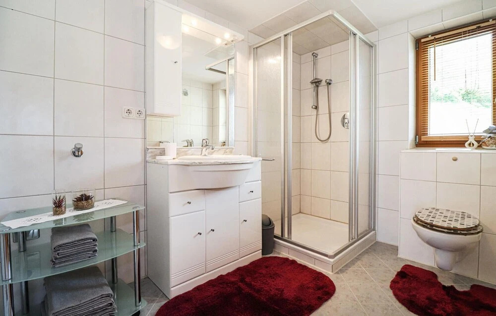 Amazing Apartment in Uderns With 2 Bedrooms and Wifi