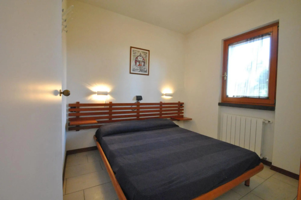 In vacation residence , 40 mt from the sea,apartment for 4-6 people, on the ground floor with a priv-Villa Marina - INT. 1 trilo Scirocco
