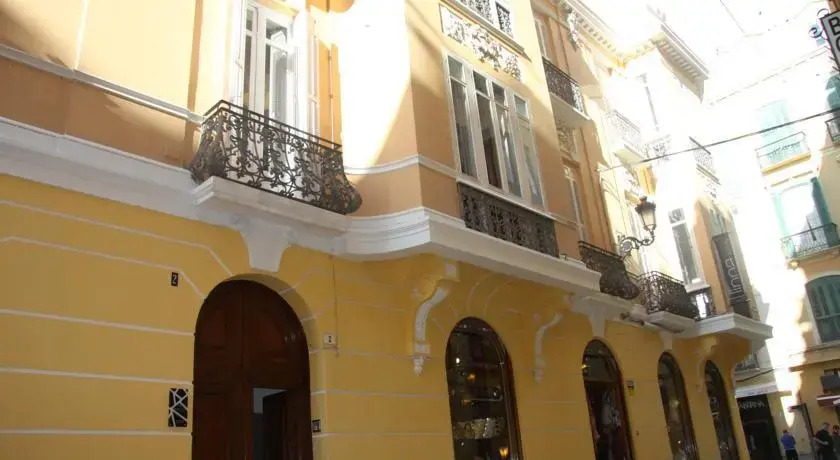 Echegaray Suites