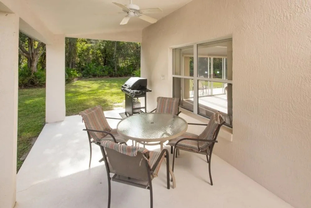 Thousand Oaks 117