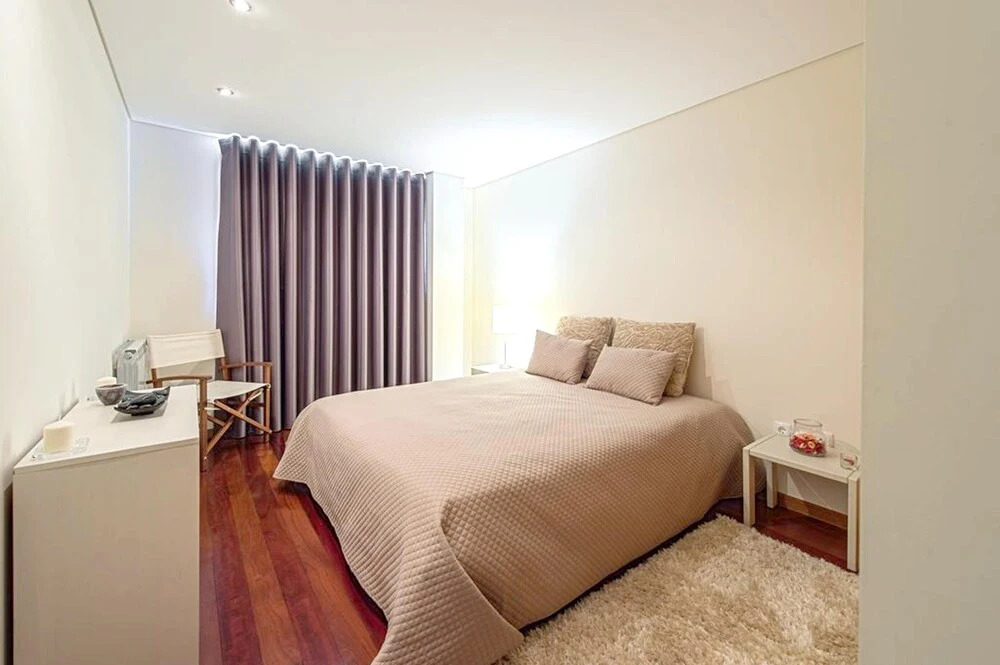 Apartment with 3 Bedrooms in Marinhas, with Shared Pool, Furnished Garden And Wifi - 200 M From the Beach